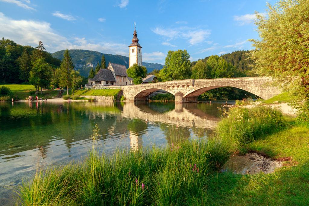Kostel sv. Jana Křtitele, Bohinj, Julské Alpy, Slovinsko