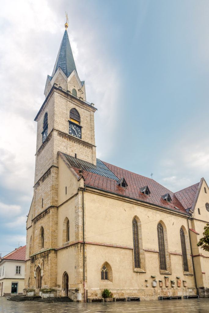 Kostel, Kranj. Slovinsko