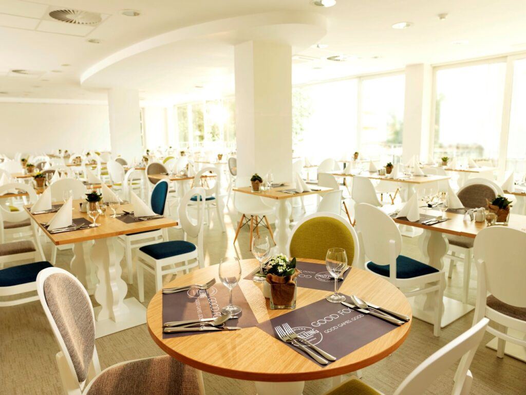 Socializing Hotel Mirna, LifeClass Hotels & Spa, Portorož, Slovinsko