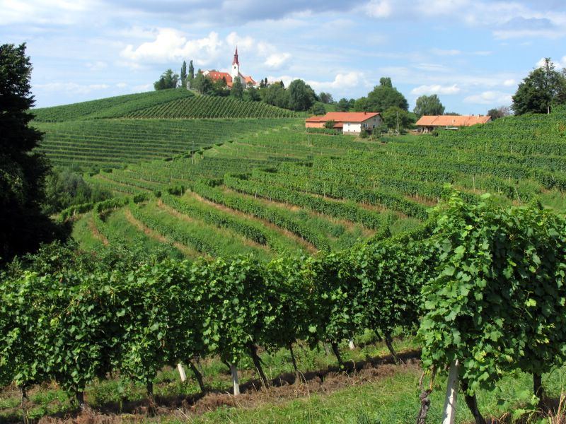 Svetinje, Jeruzalem, Slovinsko